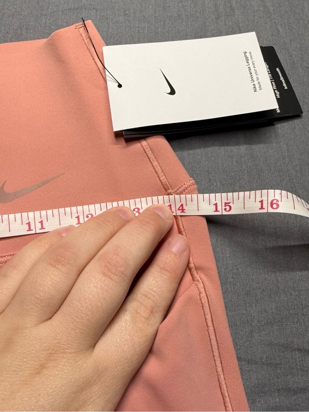 $110 RETAIL! Nike Women's Universa InfinaSmooth Pink High-Waist Capri Leggings - Picture 6 of 7